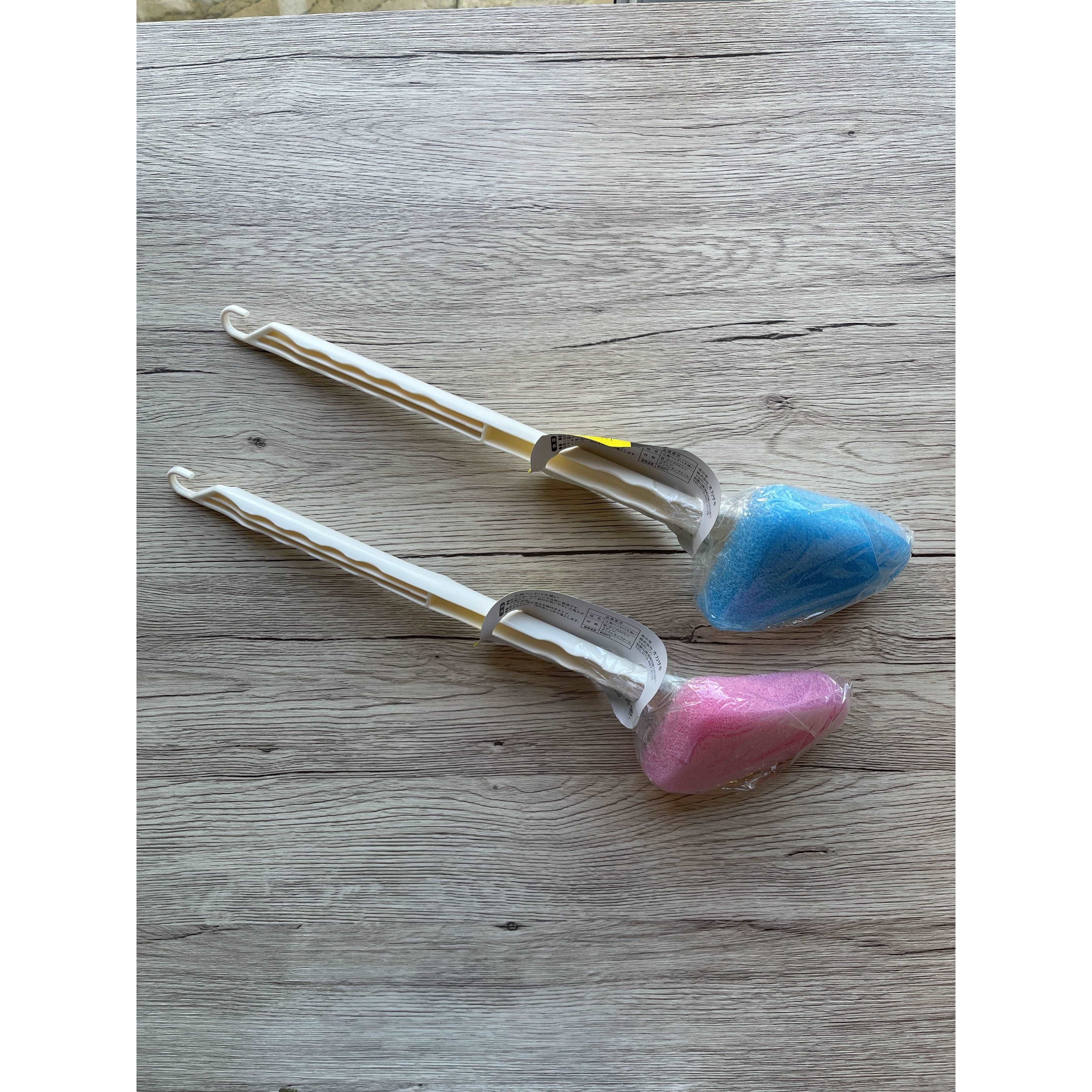Corner Bath Sponge Triangle Head (Made in Japan) - Image 3