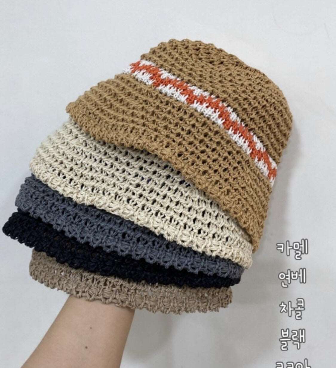 Crochet Bucket Hat with Floral (Made in Korea) - Image 4