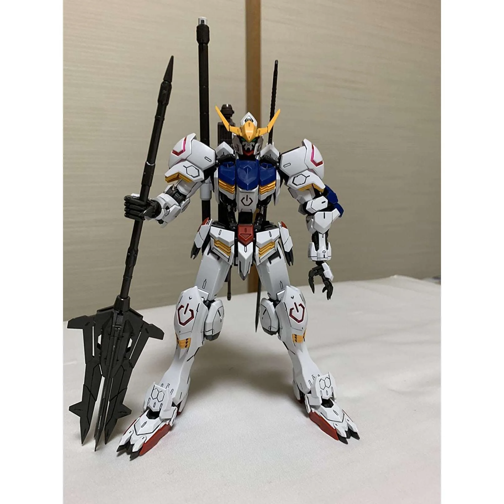 Gundam Barbatos 1/100 Scale Plastic Model (Made in Japan) - Image 18