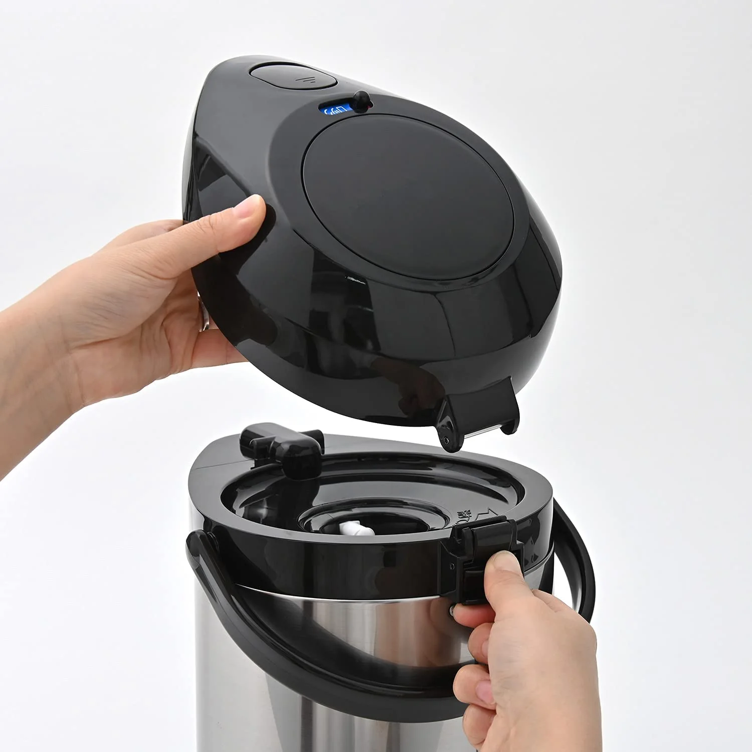 Peacock Vacuum Dispenser Black 2.2L/3.0L (Made in Japan) - Image 8