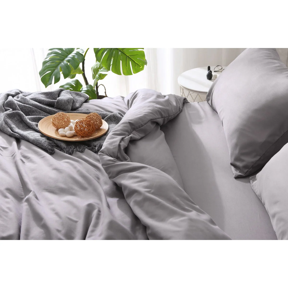 Premium Bedding Set (Fitted Sheet + Duvet Cover + Pillowcases) - Image 7